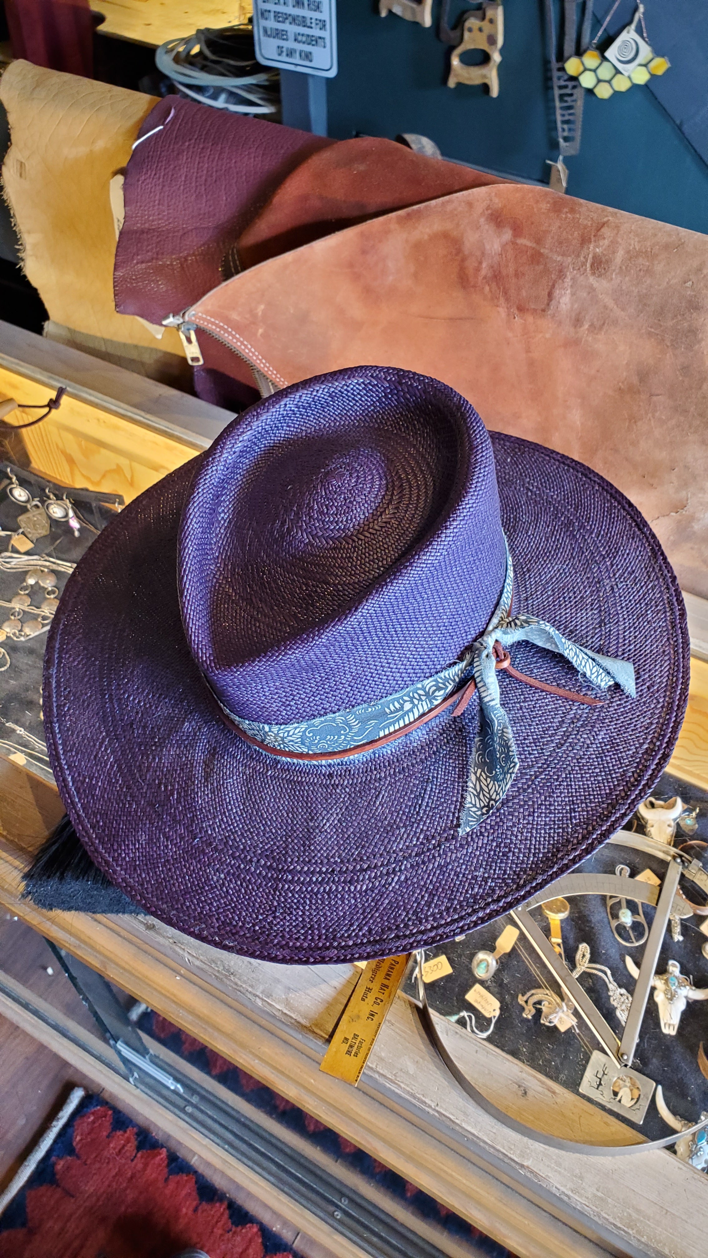 Custom hat #1084 size 6 3/4+