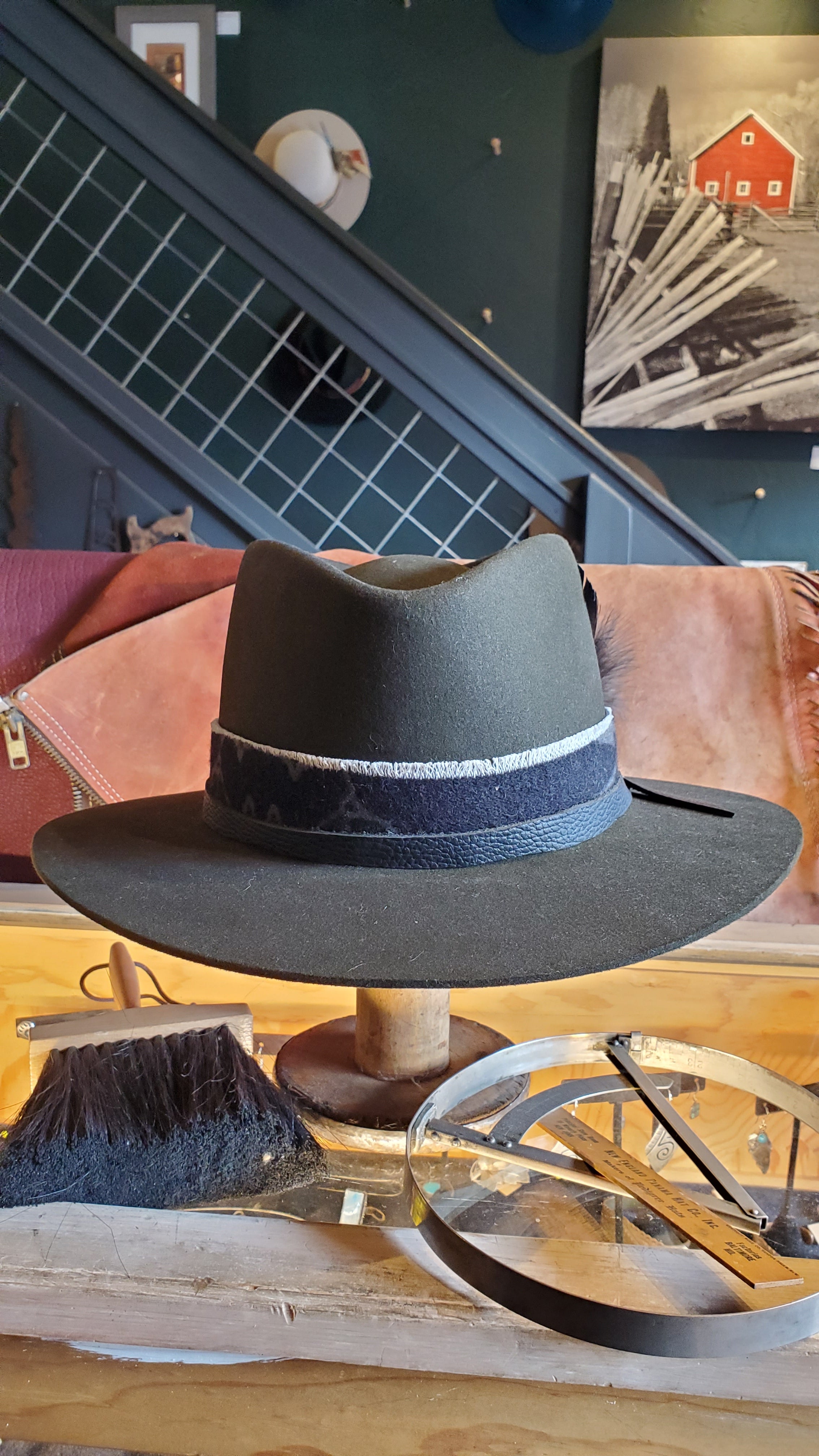 Custom hat #1087 size 7 5/8